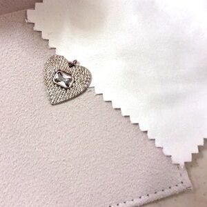 LILI CLASPE Frankie heart charm silver